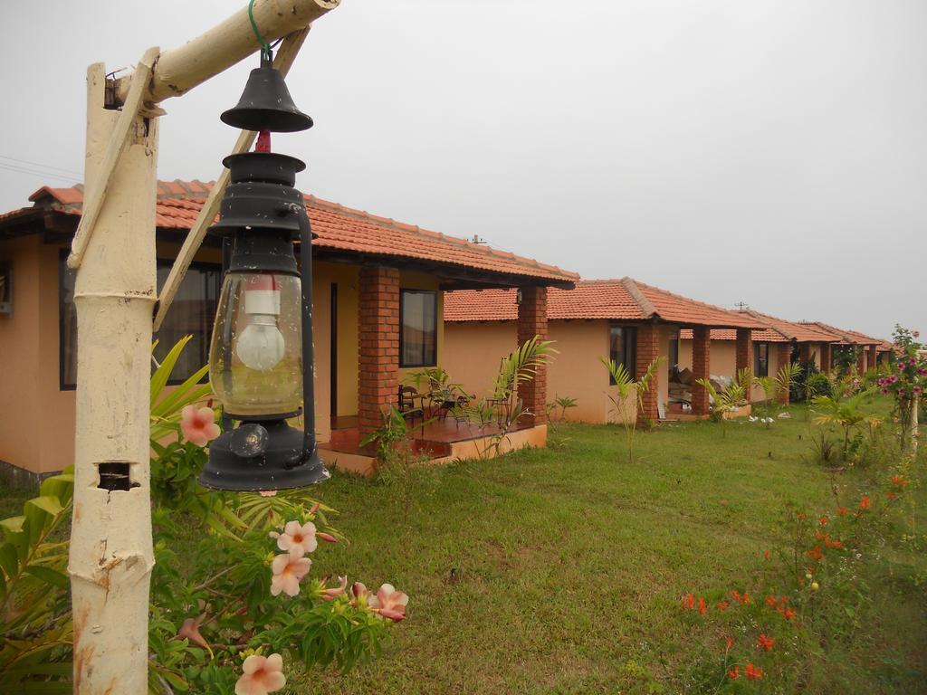The Peepal Tree, Kabini Begur Exterior photo